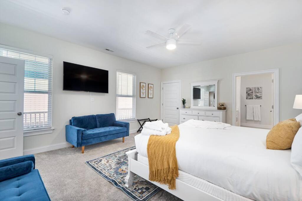 Luxurious Alberta Beach House W/ Historical Detail Hampton Εξωτερικό φωτογραφία